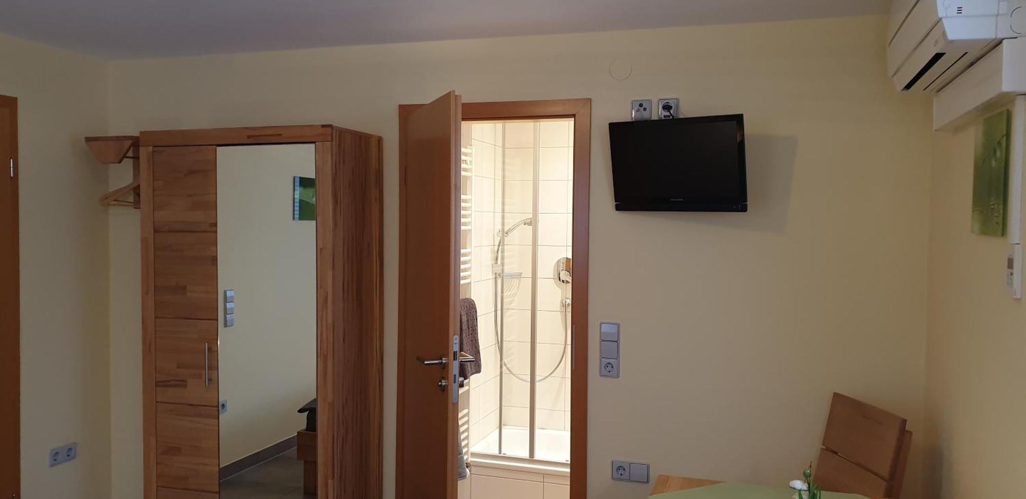 Gaestezimmer , Pension Wauri Waldenbuch Экстерьер фото
